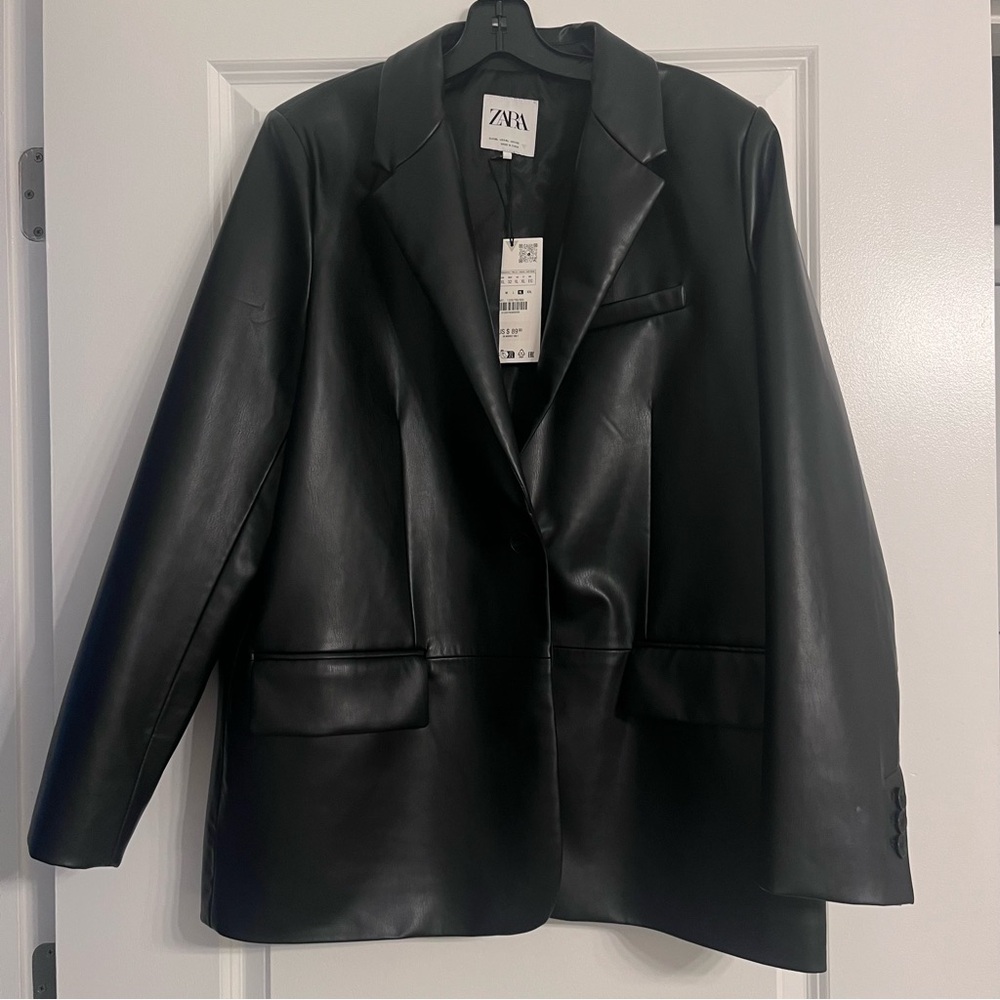Zara Women's Black Faux Leather Blazer